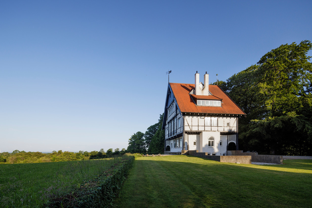 Kalø Hovedgård, Grenåvej 14, 8410 Rønde
