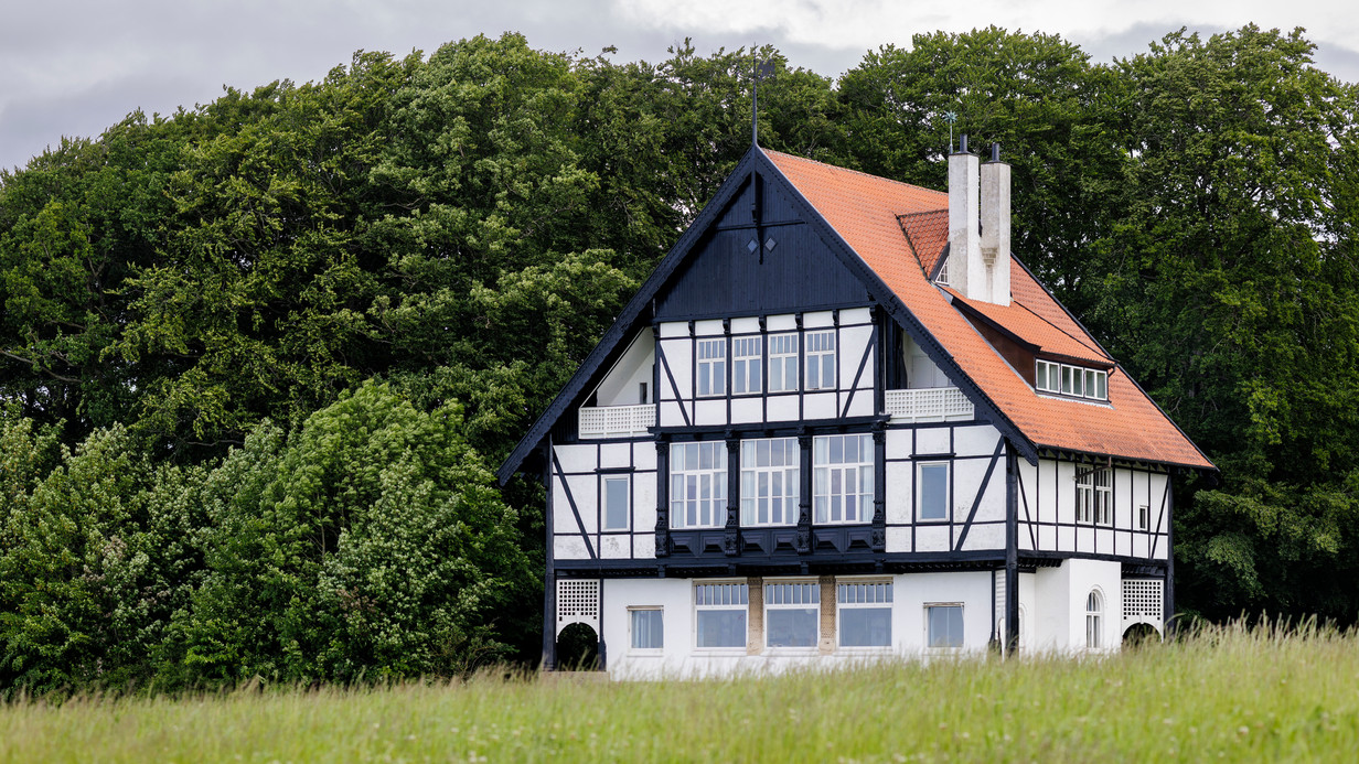Kalø Hovedgård, Grenåvej 14, 8410 Rønde